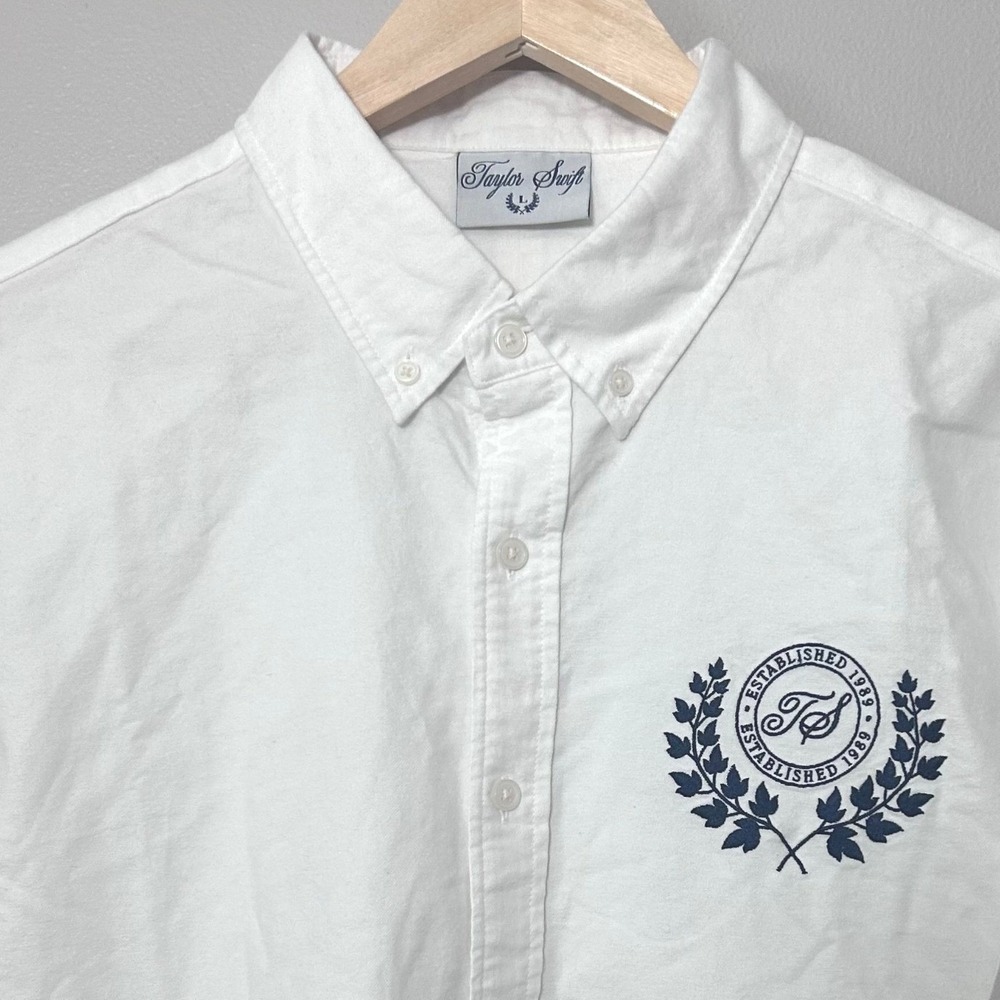 Taylor Swift TS Crest Oxford Shirt Unisex Large White Embroidered Official Merch
